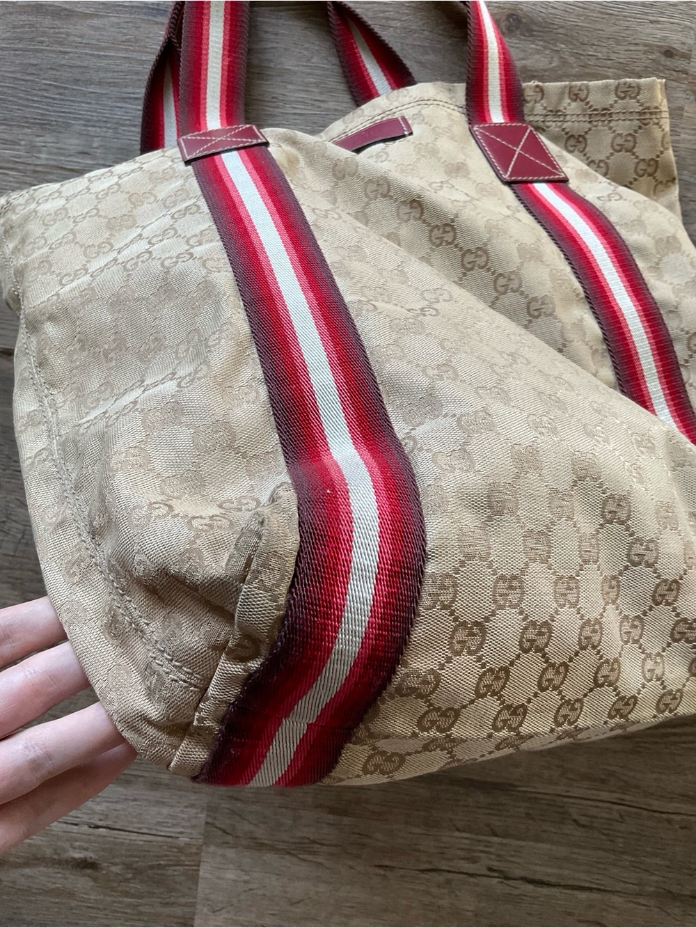 Gucci Beige GG Monogram Canvas Tote with Red Stripe Handles - Picture 10 of 12